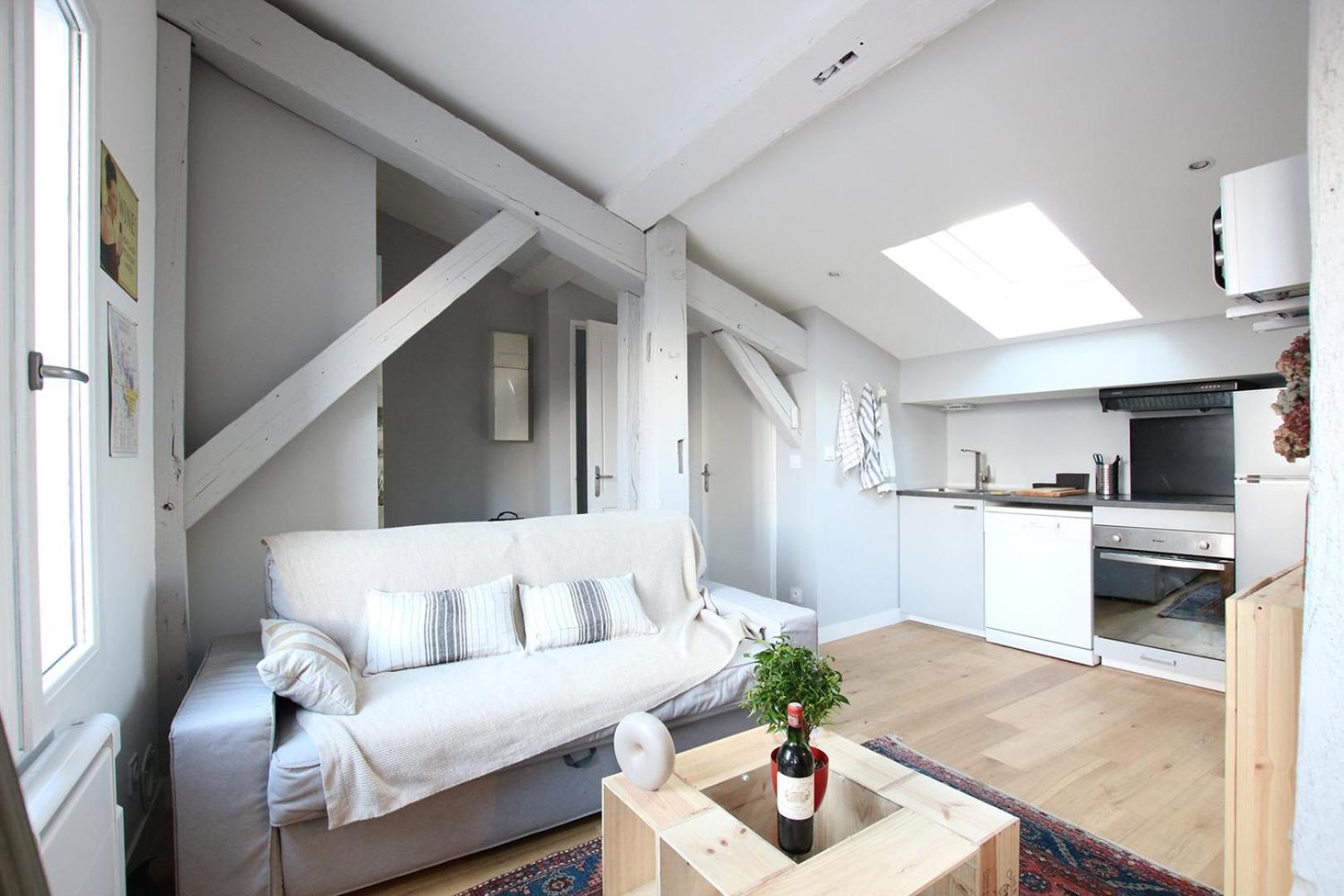Guestready - Sunny Attic Apt Near Grand Theatre Bordeaux Exterior photo