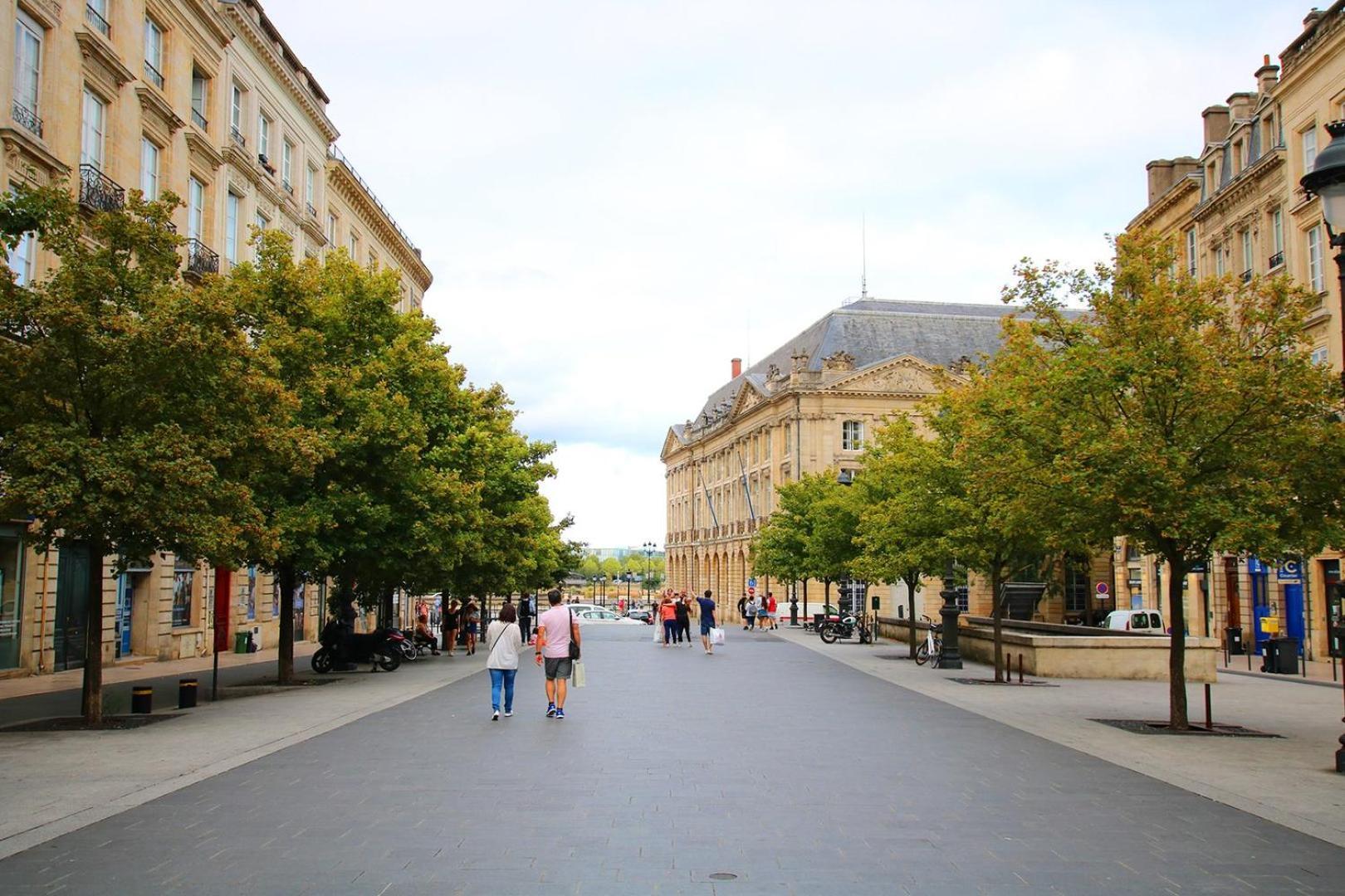 Guestready - Sunny Attic Apt Near Grand Theatre Apartment Bordeaux Exterior photo